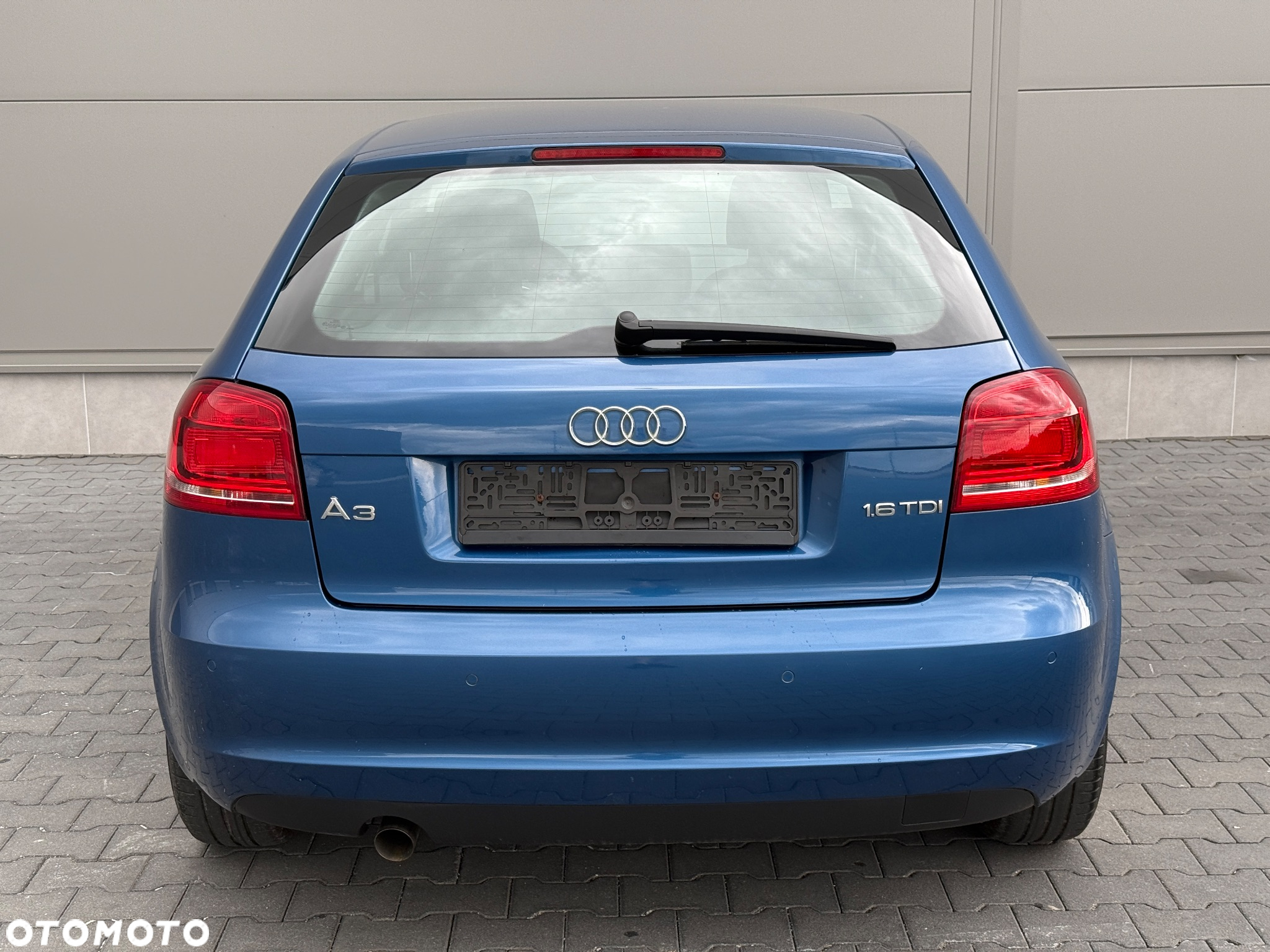 Audi A3 1.6 TDI Attraction - 6