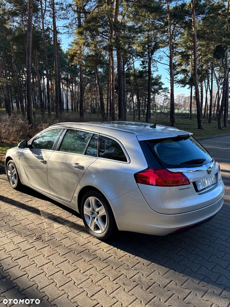 Opel Insignia 1.6 - 2