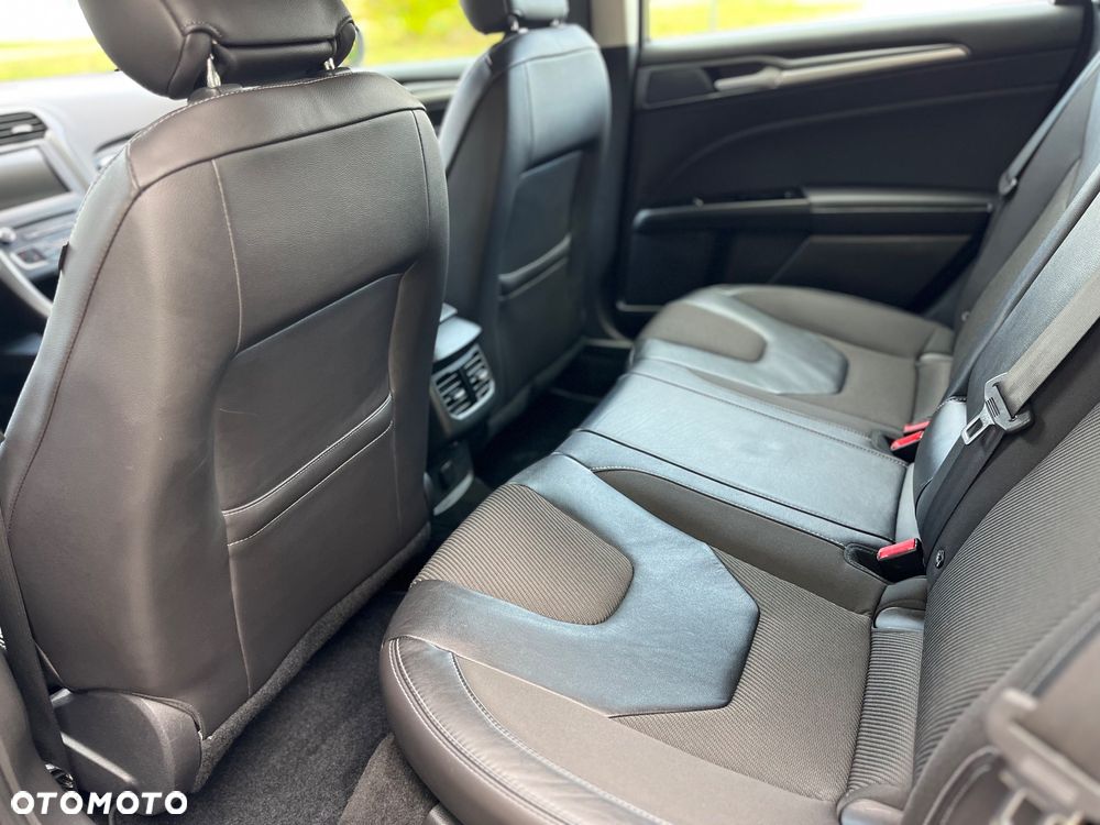 Ford Mondeo 2.0 TDCi Titanium PowerShift - 20
