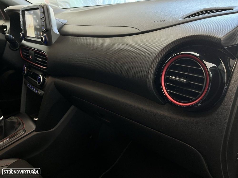 Hyundai Kauai 1.0 T-GDi Premium Pele/Tec.Vermelho — fotografia 17