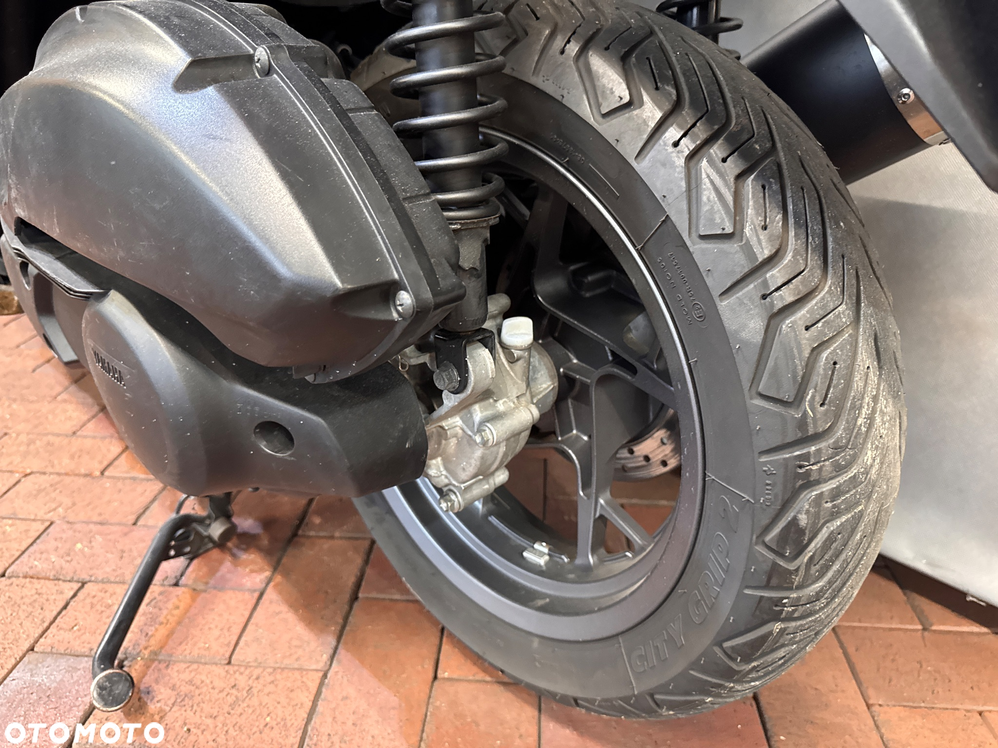 Yamaha X-max - 11