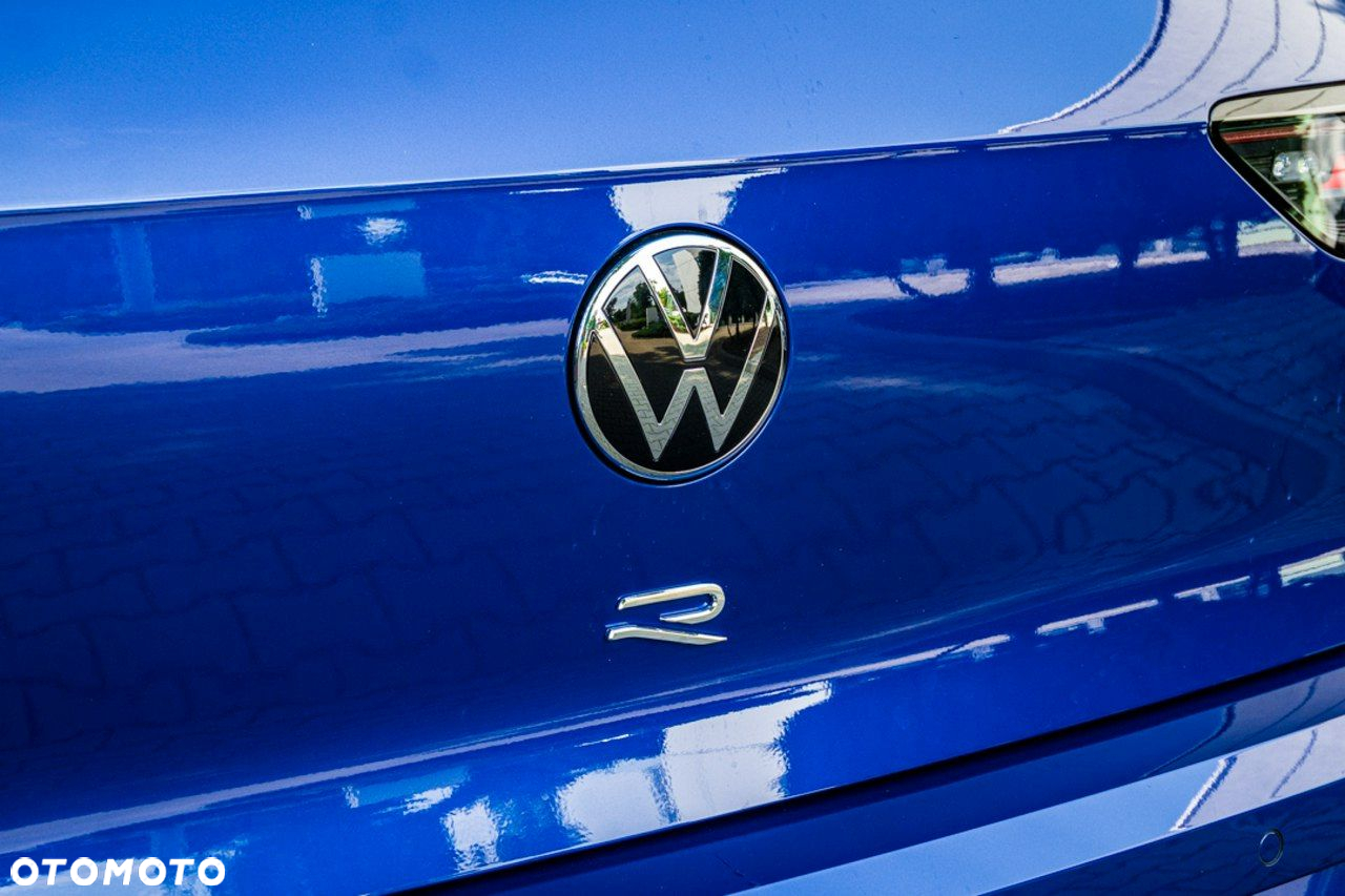 Volkswagen Golf - 24