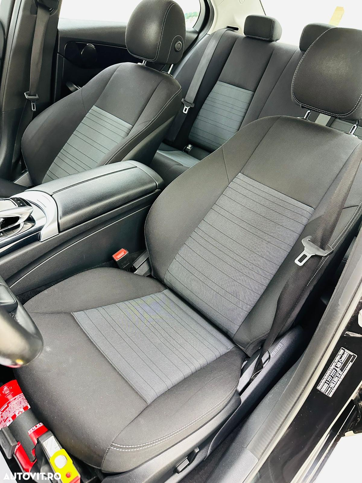Mercedes-Benz C - 25