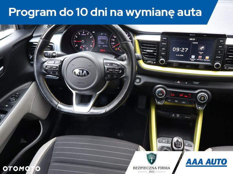 Kia Stonic - 8