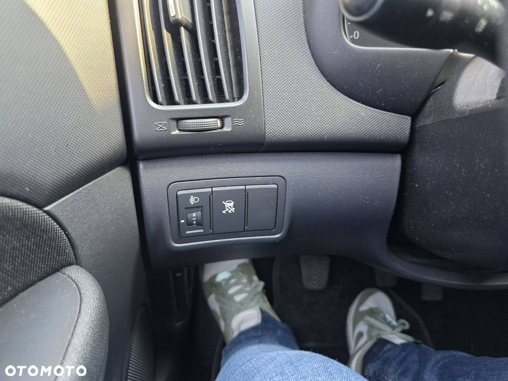 Hyundai i30 1.4 Blue Classic - 10