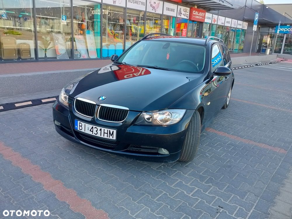 BMW Seria 3 318d DPF - 3