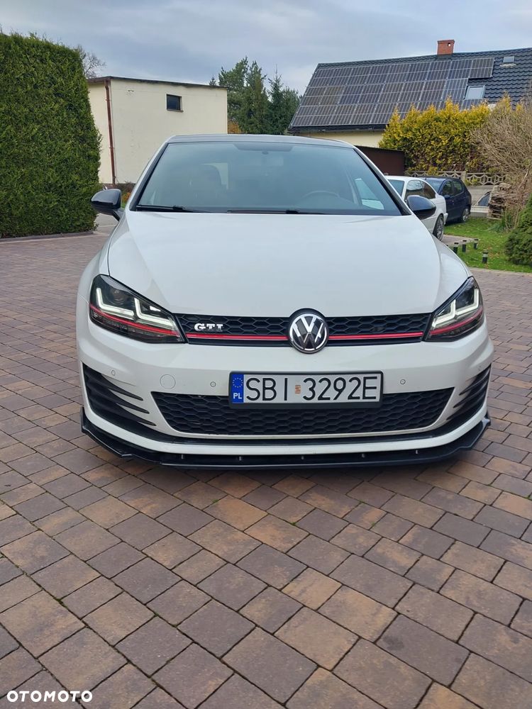 Volkswagen Golf GTI 2.0 TSI OPF DSG Performance - 5