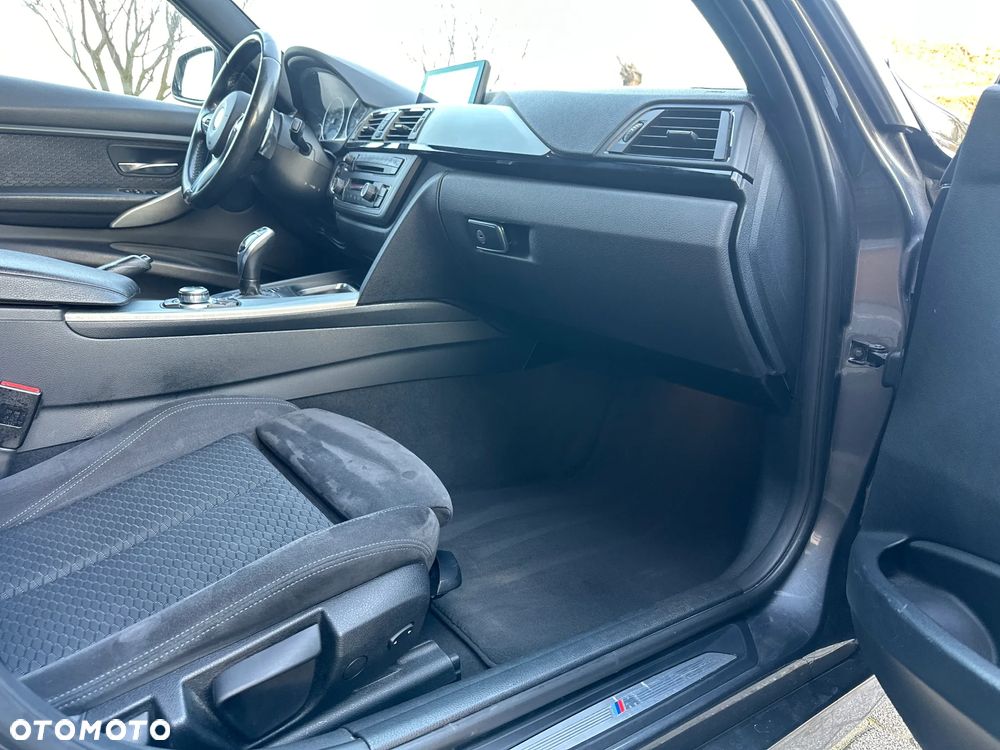 BMW Seria 3 320d Sport-Aut - 24