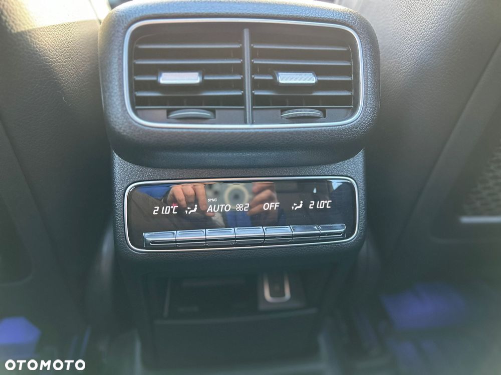 Mercedes-Benz GLE - 29