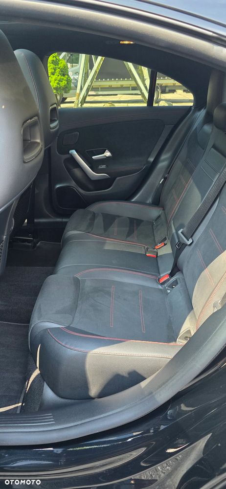 Mercedes-Benz CLA 250 7G-DCT - 7