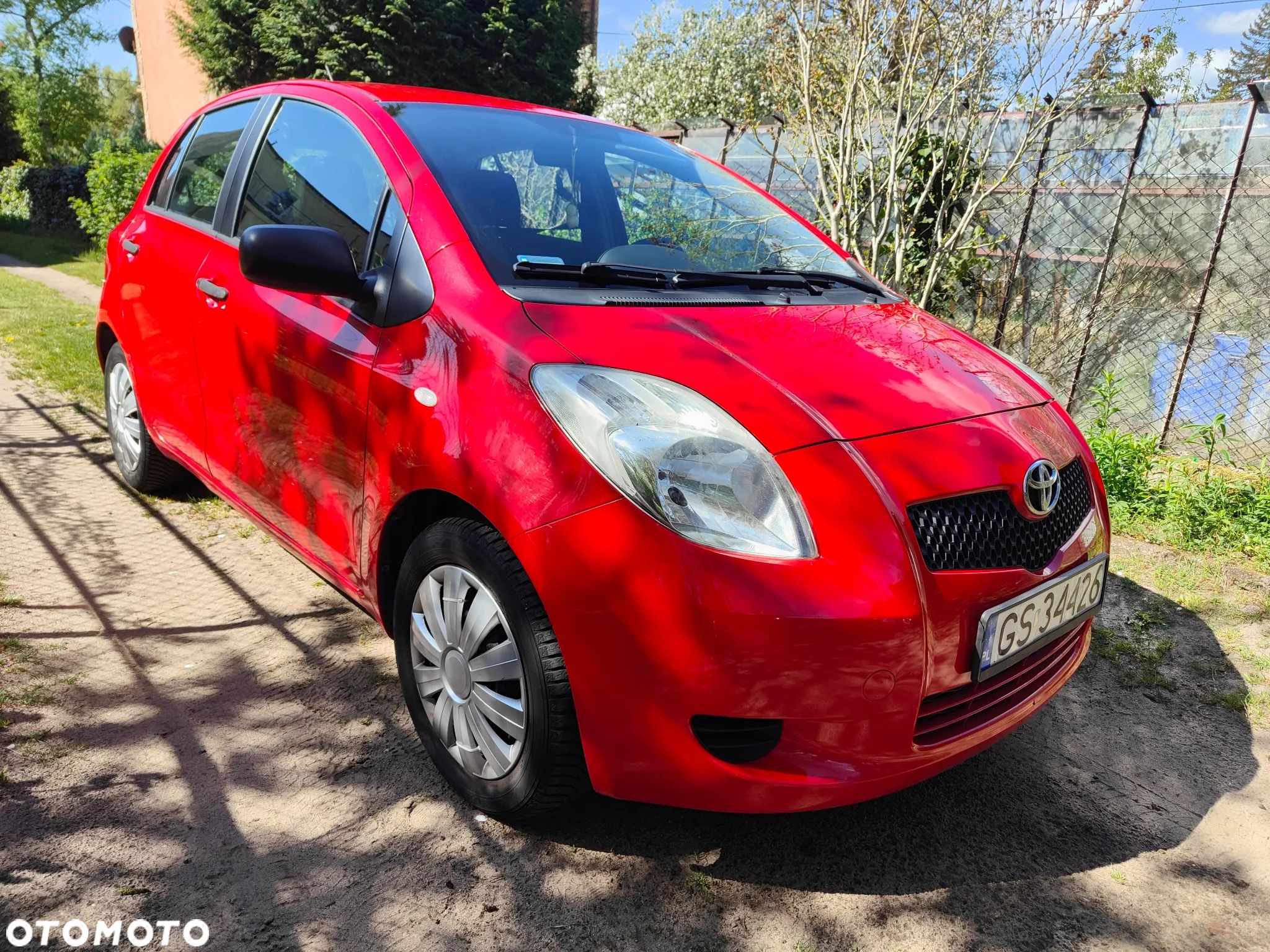 Toyota Yaris 1.0 Luna A/C - 1