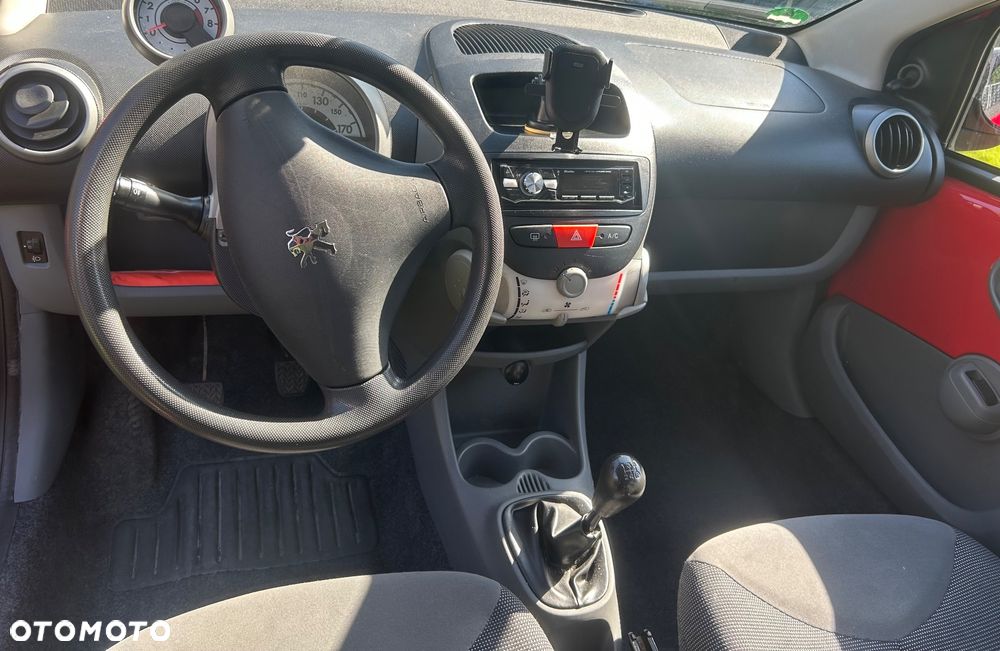 Peugeot 107 - 4