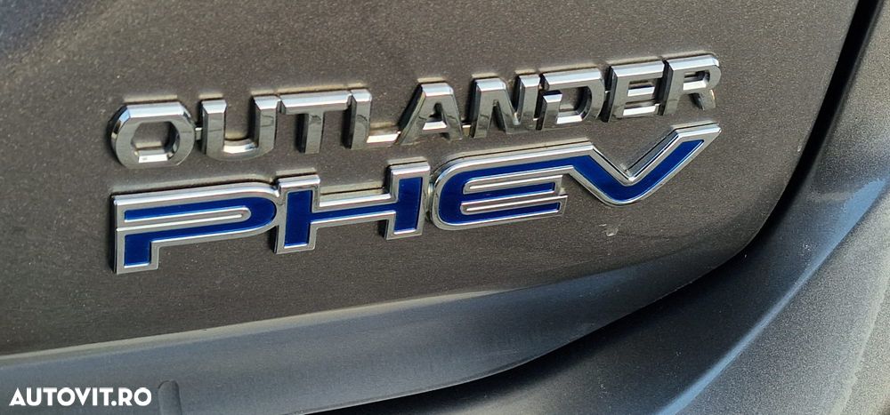 Mitsubishi Outlander 2.4 4WD Diamant+ - 14