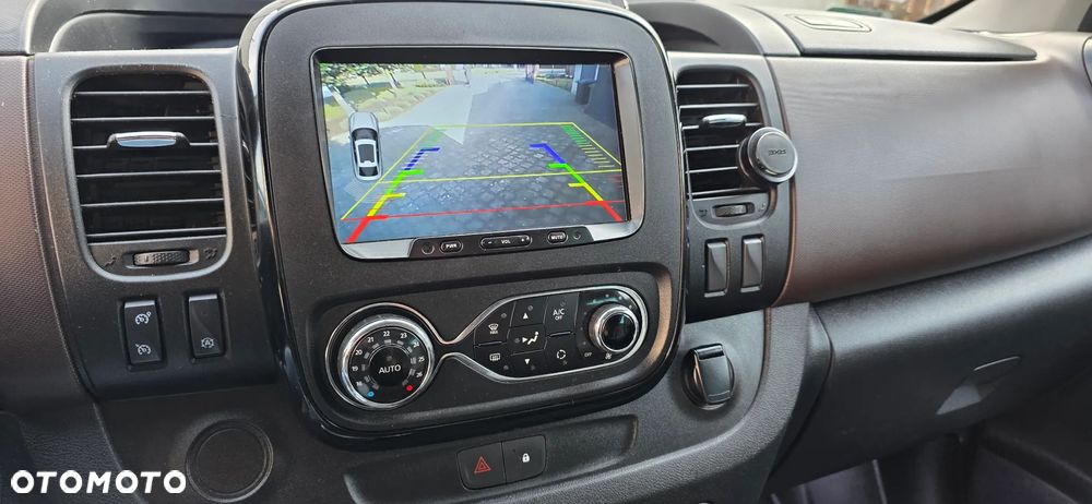 Renault Trafic - 9