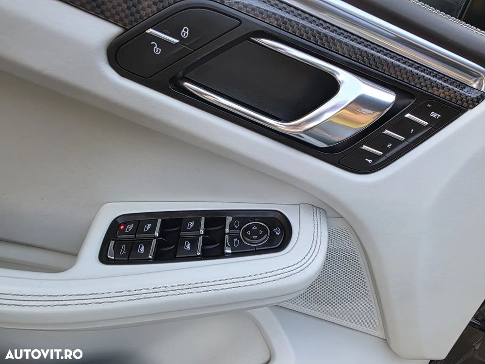 Porsche Macan 3.0 PDK S - 20