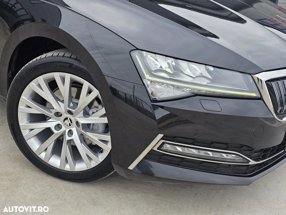 Skoda Superb 1.4 TSI iV DSG Sportline - 11