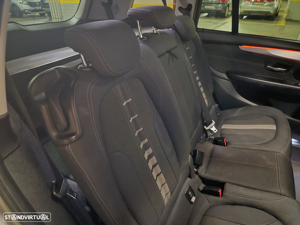 BMW 216 Gran Tourer d Line Sport - 40