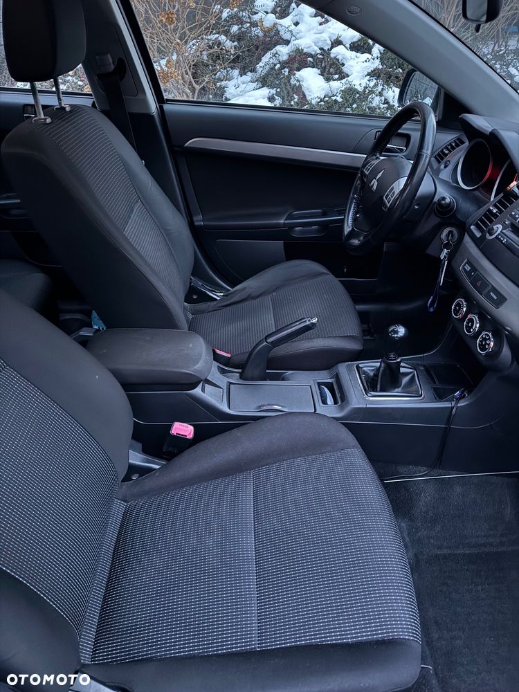 Mitsubishi Lancer 1.8 Inform - 14