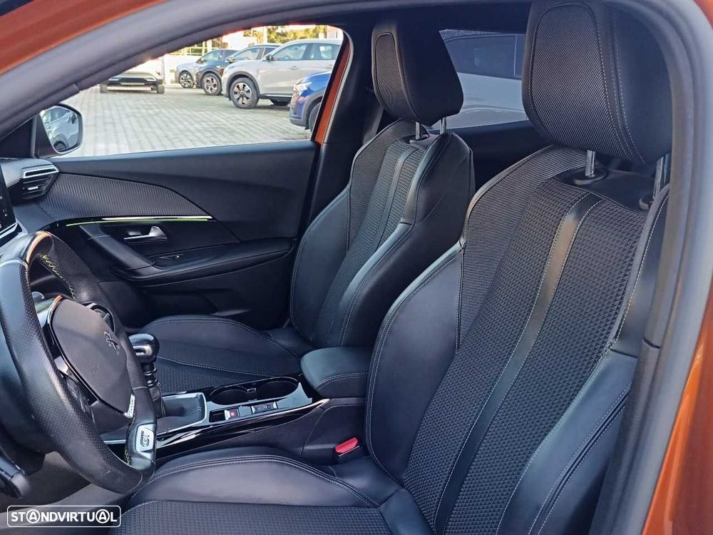 Peugeot 2008 1.2 PureTech GT Line - 7