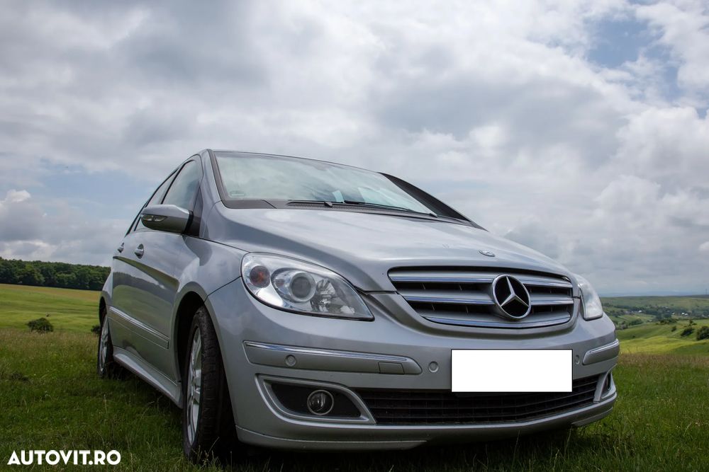 Mercedes-Benz EQB - 4