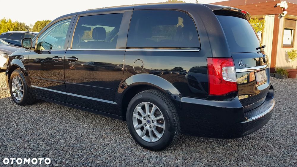 Lancia Voyager 2.8CRD Gold - 40