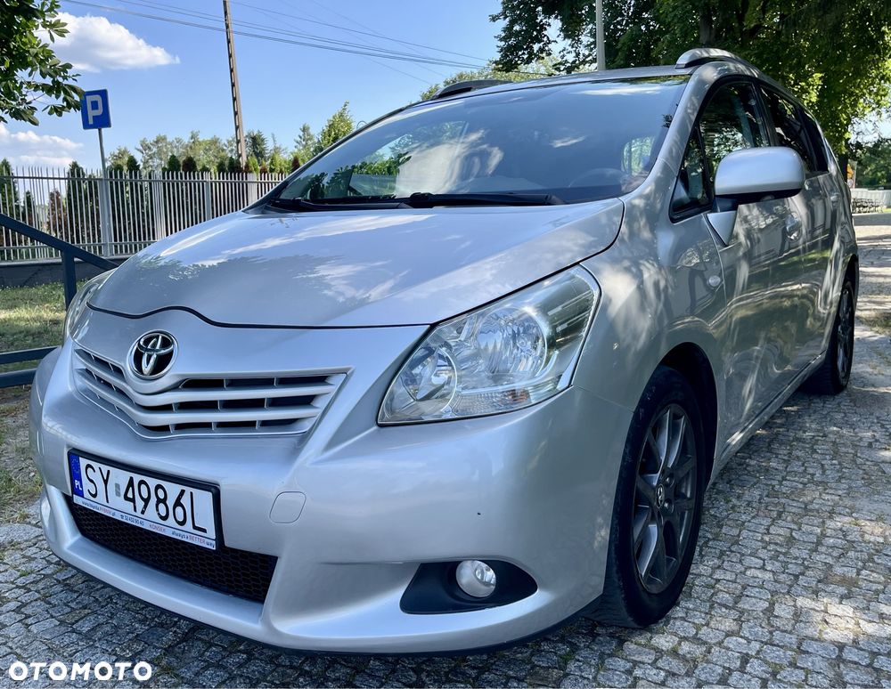 Toyota Verso - 2