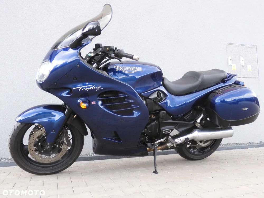 Triumph Trophy - 33