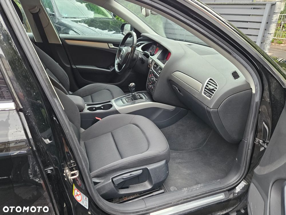 Audi A4 Avant - 17