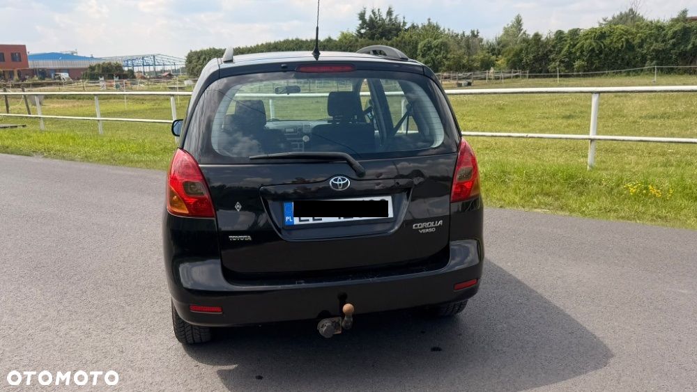 Toyota Corolla Verso - 7