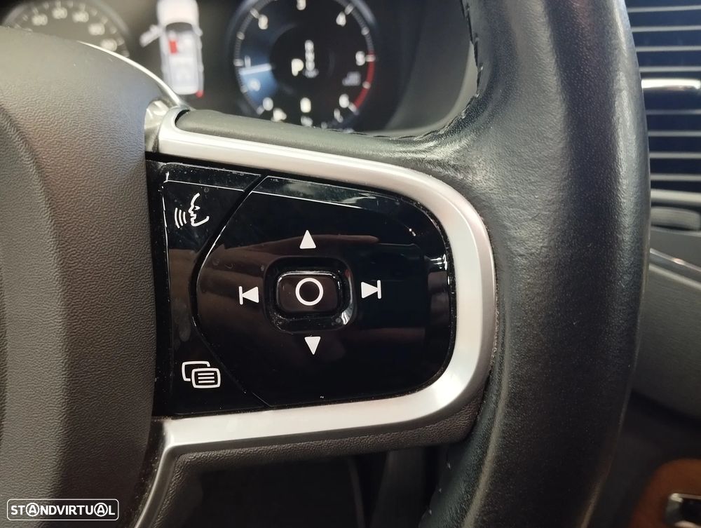 Volvo XC 90 2.0 B5 Momentum Plus AWD - 23