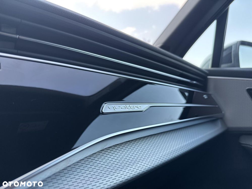 Audi Q7 - 30