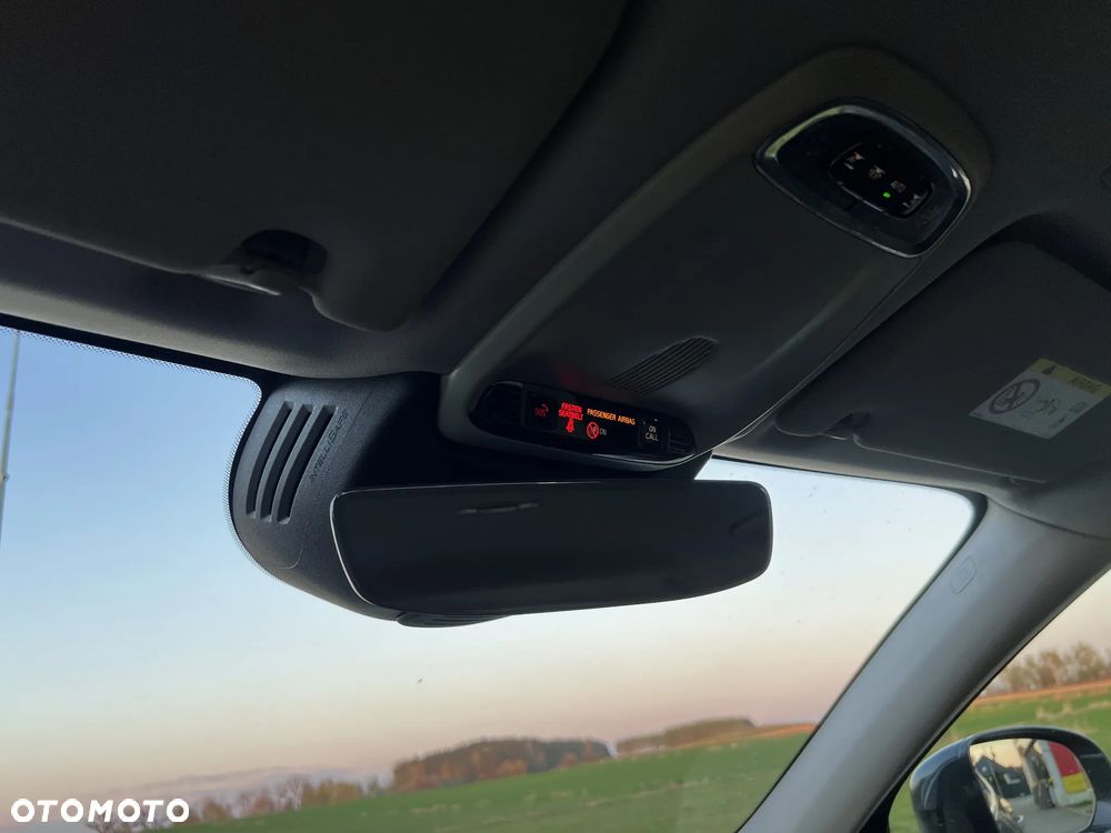 Volvo XC 60 B4 D AWD Geartronic Inscription - 31