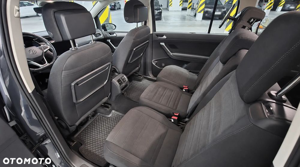 Volkswagen Touran - 6
