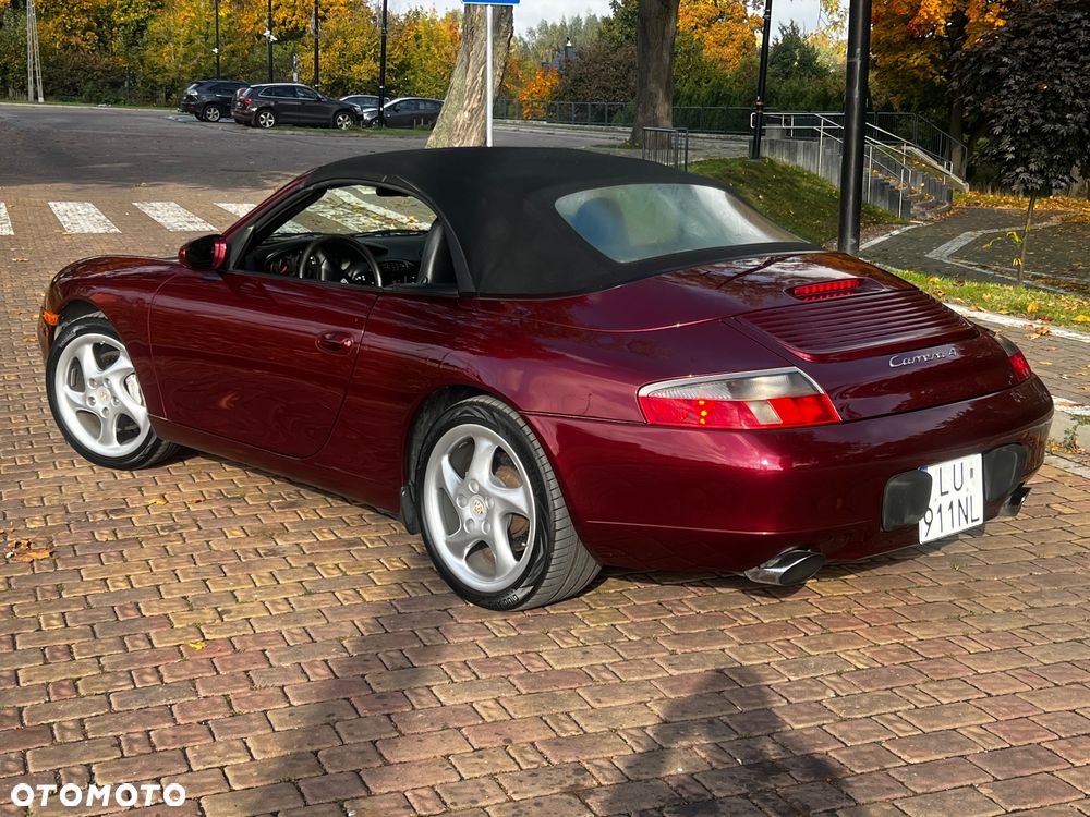 Porsche 911 Carrera 4 Cabrio - 6