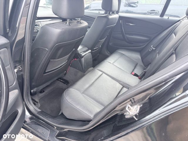 BMW Seria 1 118d - 5