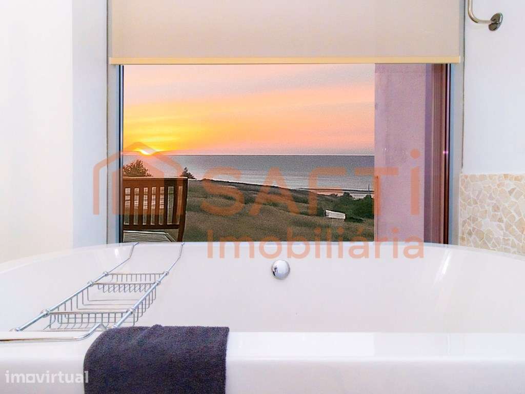 Moradia primeira linha do mar - Grande imagem: 4/23