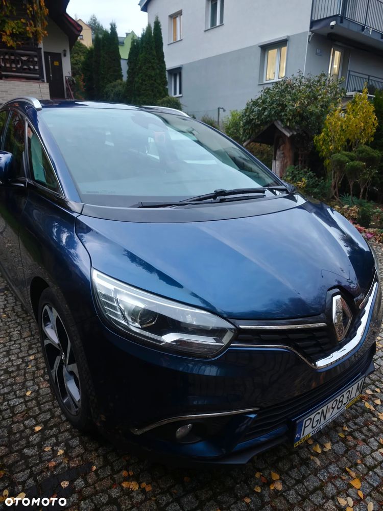 Renault Grand Scenic - 12