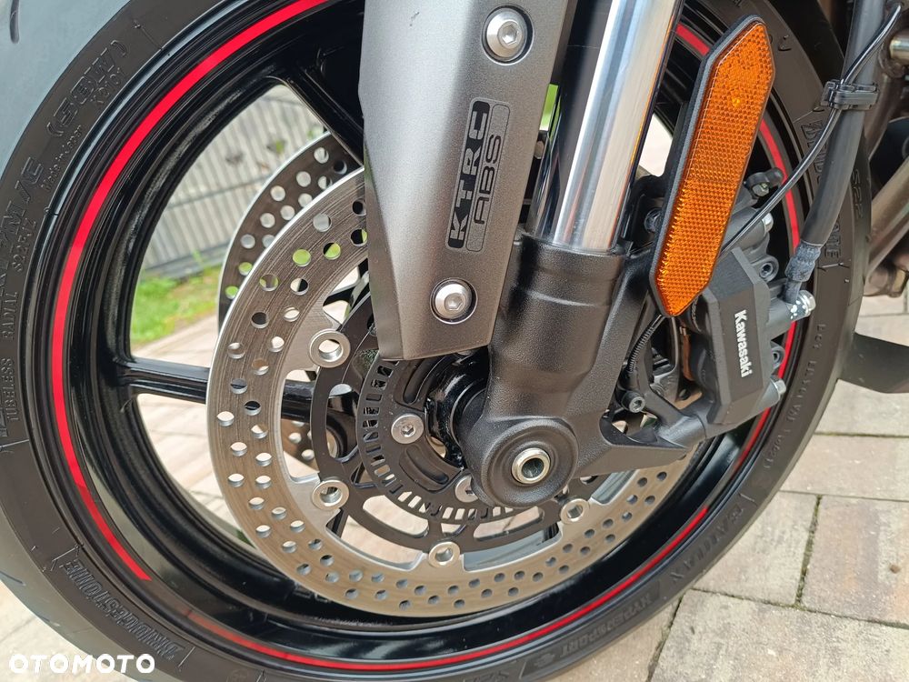 Kawasaki Ninja 1000 SX - 18