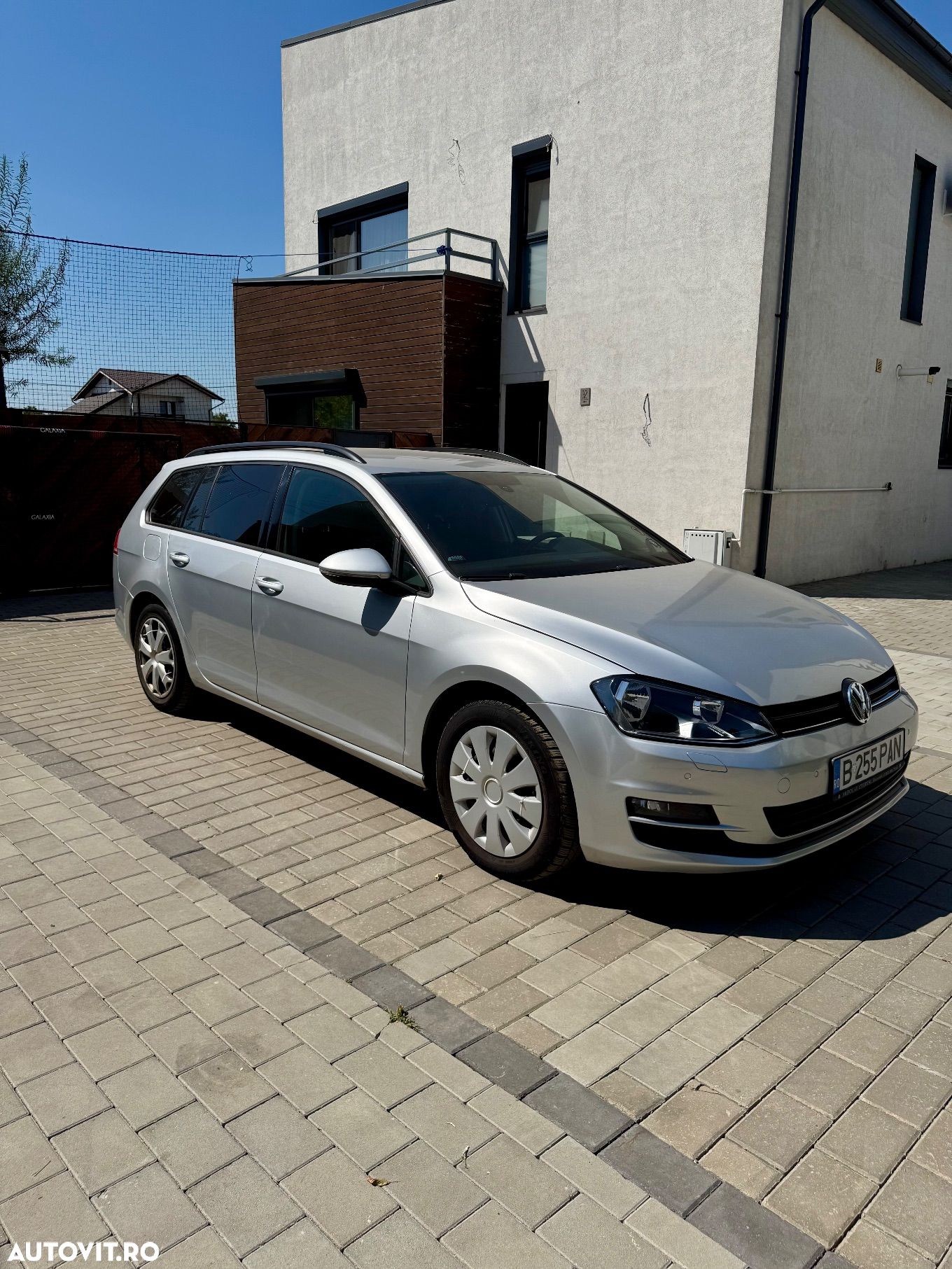 Volkswagen Golf 1.6 TDI DPF BMT Comfortline - 1