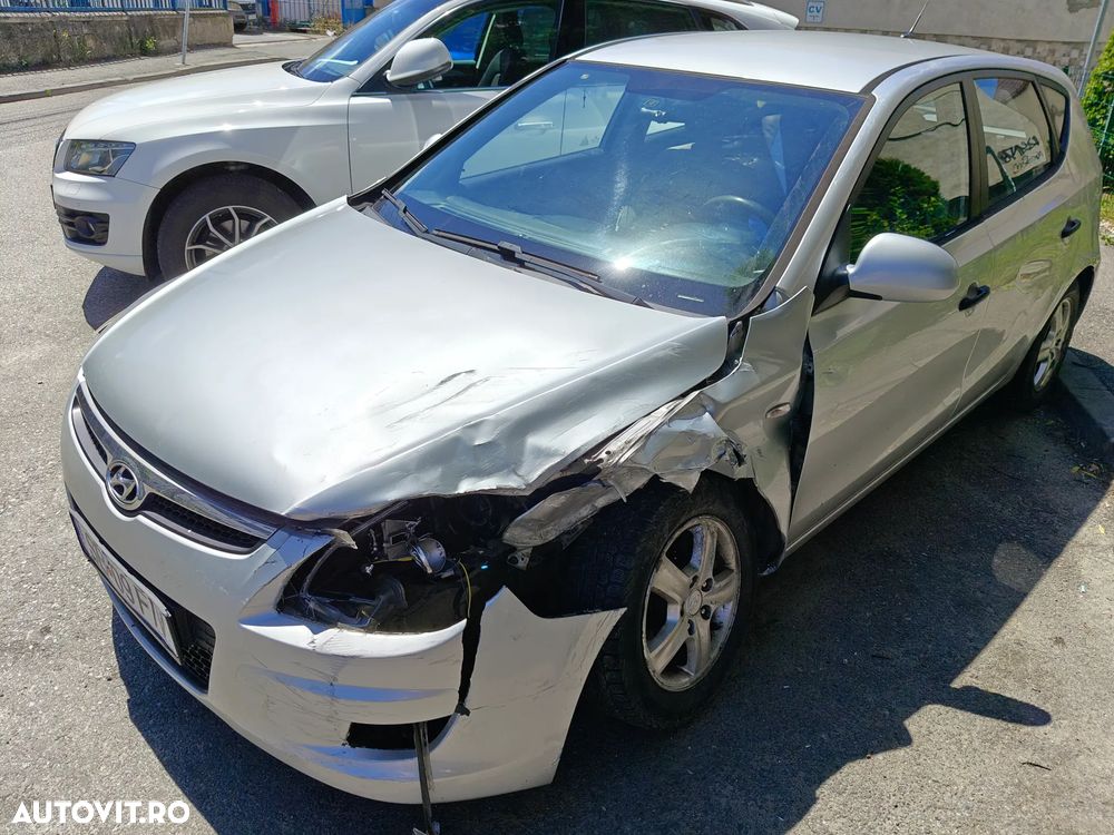 HYUNDAI i30 2009 — imagine 2