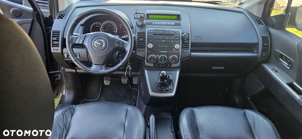 Mazda 5 2.0 Exclusive + - 15