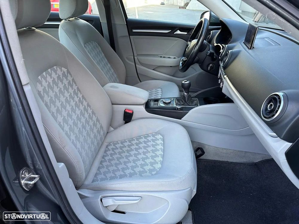 Audi A3 Limousine 1.6 TDI Advance - 18