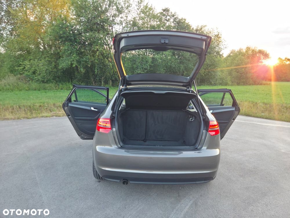 Audi A3 Sportback - 19