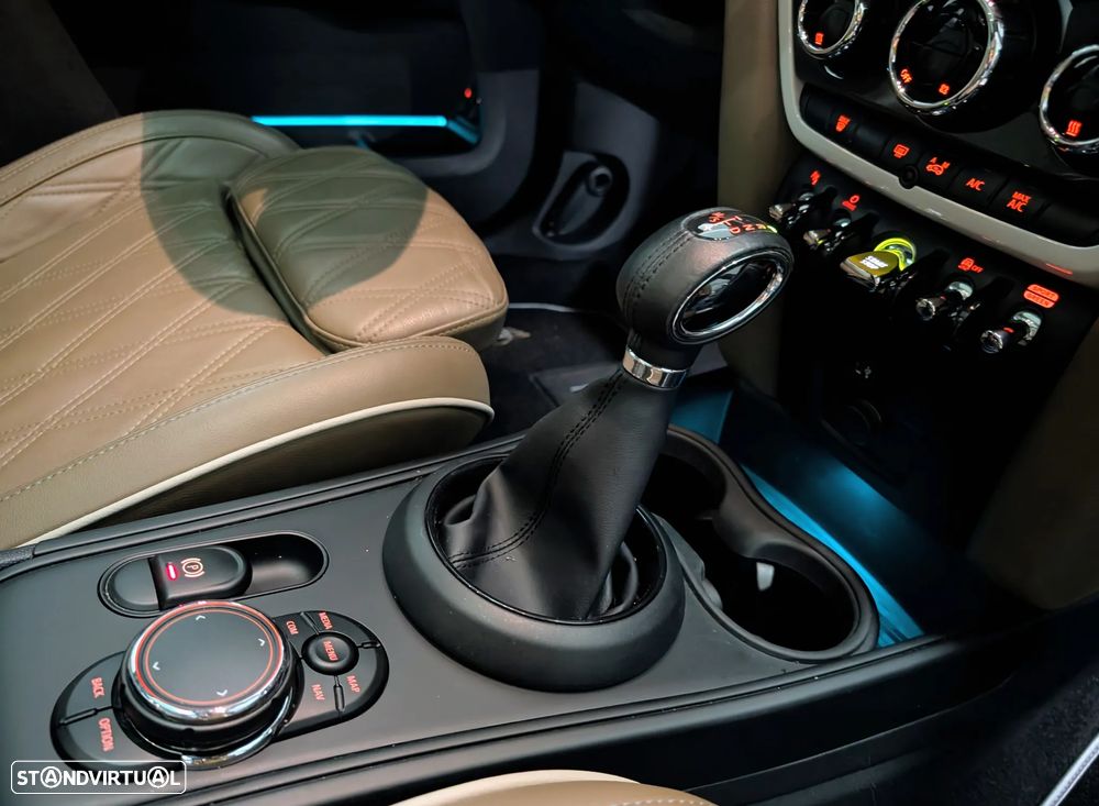 MINI Countryman Cooper SE ALL4 Auto - 28