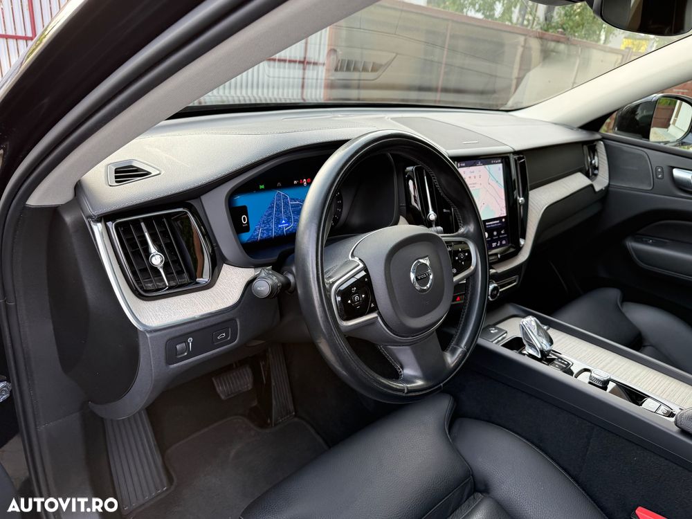 Volvo XC 60 B4 MHEV AT8 AWD Inscription - 16