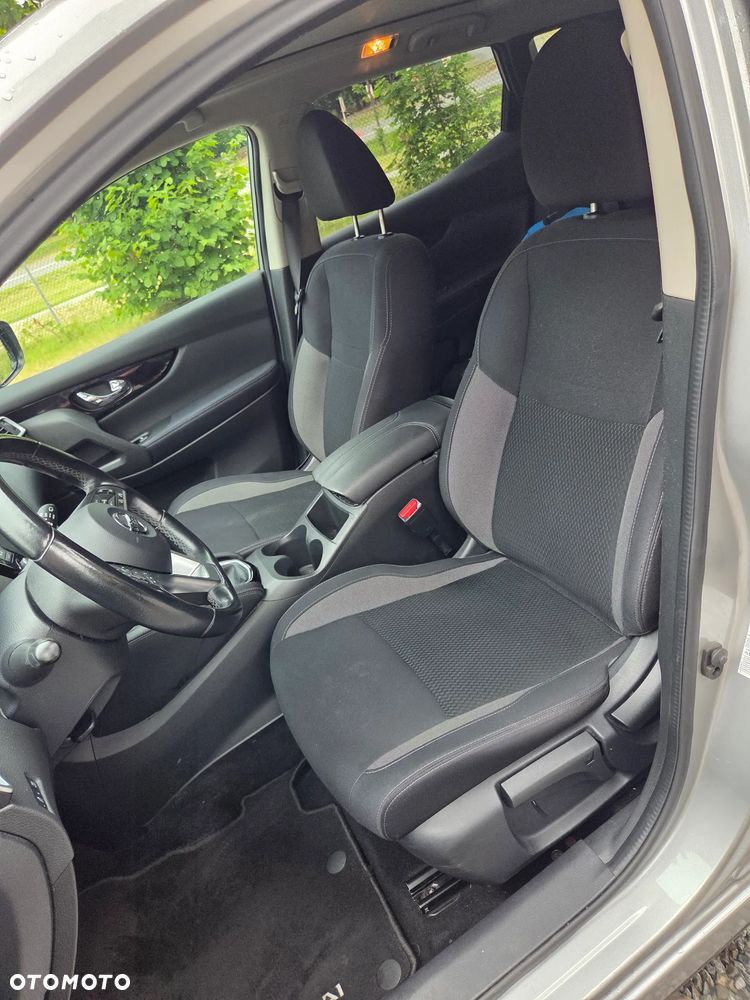 Nissan Qashqai 1.3 DIG-T Acenta EU6d - 12