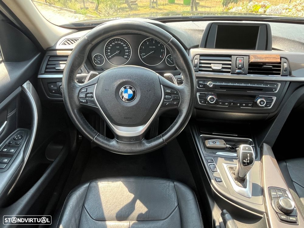 BMW 320 d Touring Auto Line Modern - 19