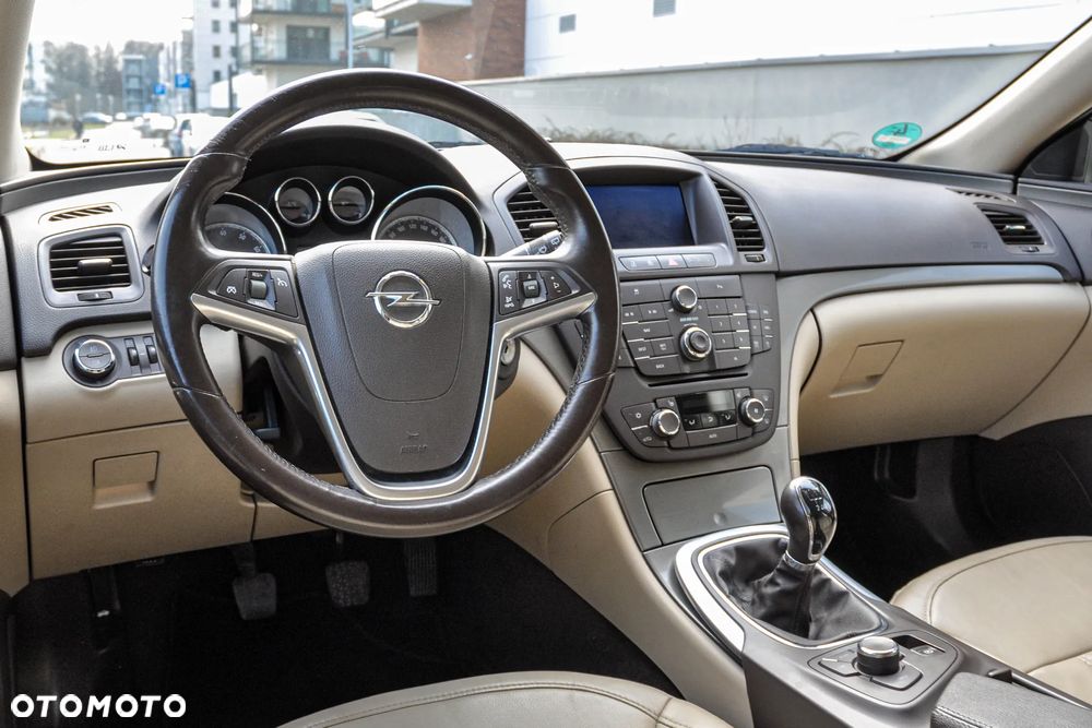 Opel Insignia - 9