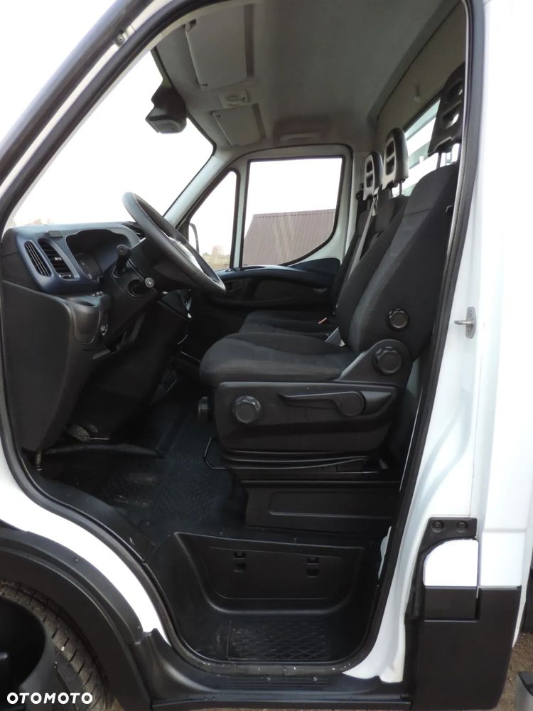 Iveco Daily - 12
