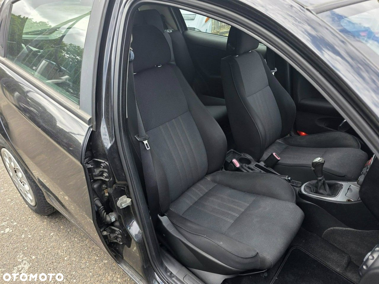 Alfa Romeo 147 1.6 Twin Spark 16V - 16